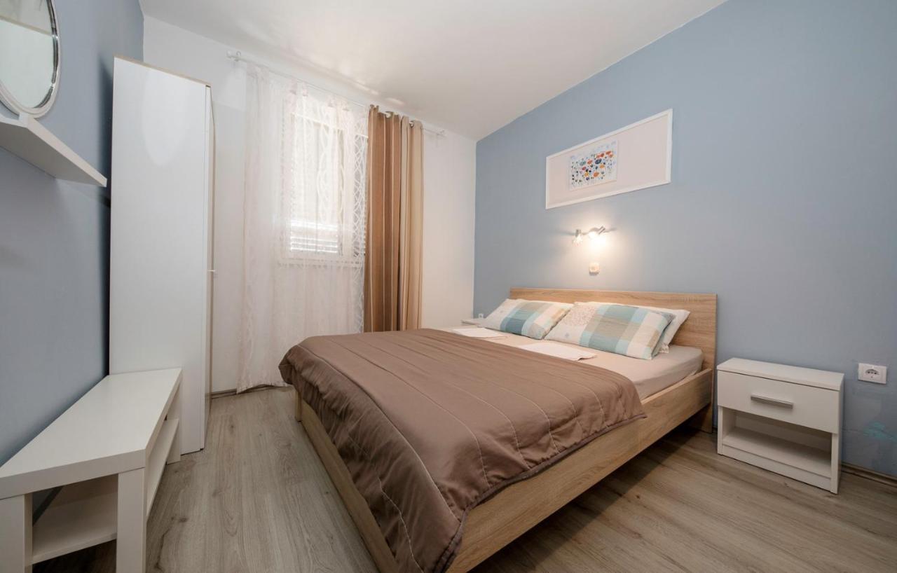 Apartments Vesna 2844 Supetarska Draga Exterior foto